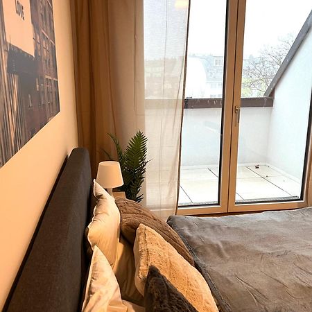 Free Parking / Brandnew With Air Condition And Balcony Vienna Exterior photo